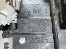 замок двери Nissan Juke