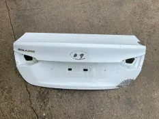 крышка багажника Hyundai Solaris