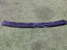 Накладка замка багажника lada Largus