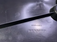 пыльник бампера Renault Sandero
