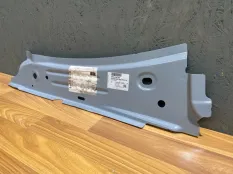 УСИЛИТЕЛЬ ЖЕСТКОСТИ КУЗОВА Volkswagen Polo 6RU810157