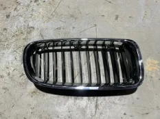 решетка радиатора BMW 3-Series