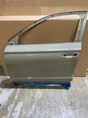 Дверь Jetta VS5 5CG831055A, передняя левая