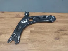 РЫЧАГ ПОДВЕСКИ Jetta VS5 5QL407151, передний левый