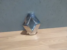 Эмблема Renault Kapture 628909470R