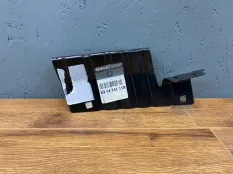 Кронштейн крыла Renault Kaptur 631474111R, передний левый