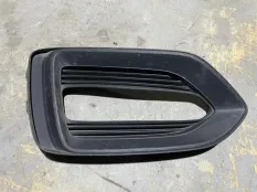 Накладка противотуманной фары Hyundai Solaris