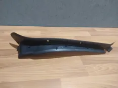 Уплотнитель крыла BMW 3 Series 51767264274 F30, правый