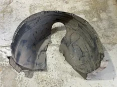 подкрылок Geely Tugella