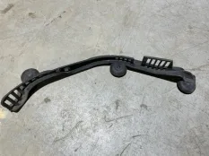 уплотнитель капота BMW 3