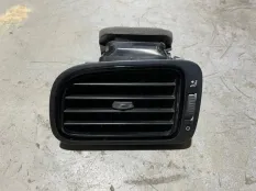 воздуховод Volkswagen Polo