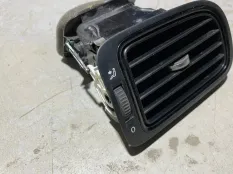воздуховод Volkswagen Polo