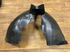 Подкрылок Volvo XC60 08-17 31694870
