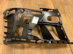Кронштейн бампера BMW M3 51118069416 G80, передний правый
