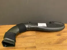 ВОЗДУШНЫЙ ПАТРУБОК Mercedes-benz E-Class A2640900500 W213