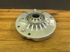 Опора амортизатора BMW 1-Series 31336892617 F40, передняя