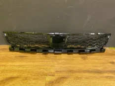 Решетка в бампер BMW 7-Series 51118061124 G11, передняя