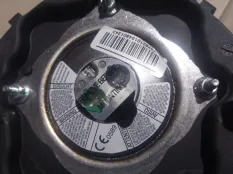 Подушка безопасности в руль BMW x5 32306884657 E70
