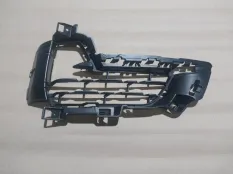 Решетка бампера BMW x5 51117325494 F15, передняя правая