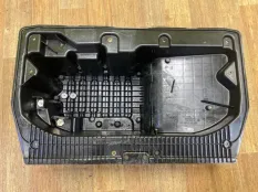 Площадка под аккумулятор BMW X1 51712990101 E84