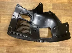Подкрылок BMW M5 51718060080 F90, передний правый