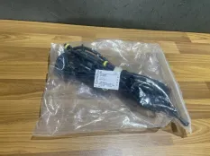 Проводка бампера Hongqi HS5 3724140DD02A, передняя