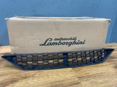 Решетка бампера Lamborghini Huracan 4T0807639