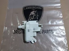 Доводчик двери Lamborghini Urus 4N0837059, передний левый