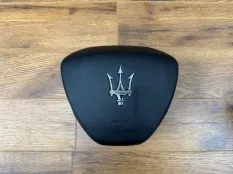 Подушка безопасности руля MASERATI Quattroporte S 670018677 М156