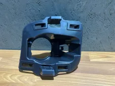 Кронштейн противотуманной фары 269115440R, правый