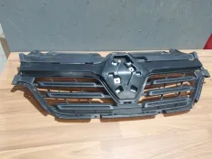 Решетка радиатора Renault Logan 623105887R