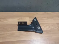 Кронштейн крыла Volkswagen POLO 6N5821142A, передний правый