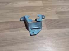Кронштейн Volkswagen POLO 6R0121409 MK5