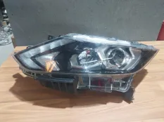 Фара Nissan Qashqai 260604EH1B J11, передняя левая