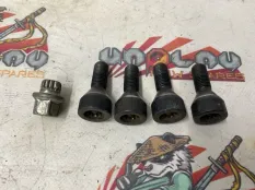 Болты секретки BMW E92 36136786475
