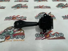 Подрулевой переключатель поворотников BMW E46 61318363668