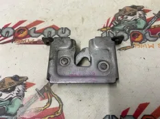 Замок капота BMW E90 05.2005 51237008755 СЕДАН N46B20