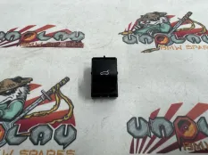 Кнопка открывания багажника BMW F15 01.02.2017 61319318704 КРОССОВЕР B47D20B