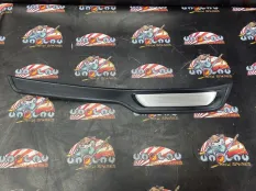 Накладки порогов BMW E91 2011-08-10 51477907160 УНИВЕРСАЛ N43B20A, задние правые