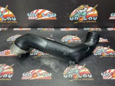 Патрубок интеркулера BMW F10 06.2011 13717582314 СЕДАН N55B30A