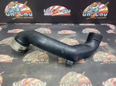 Патрубок интеркулера BMW F10 07.2011 13717582314 СЕДАН N55B30