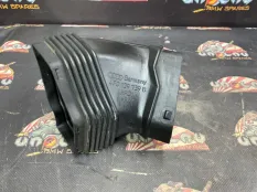 Патрубок воздушного фильтра Audi A6 C6 4F 2006 4F0129739B 3.2 AUK