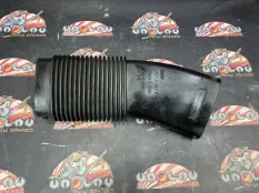 Патрубок воздушного фильтра BMW F25 02.2013 13717811018 КРОССОВЕР N47D20