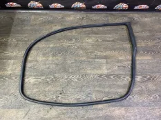 Уплотнительная резинка боковой двери BMW F22 11.2014 51727348419 КУПЕ N20B20B, передняя левая