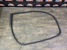 Уплотнительная резинка боковой двери BMW F22 11.2014 51727348420 КУПЕ N20B20B, передняя правая