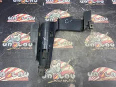 Кронштейн фары BMW E46 63128380187, левый