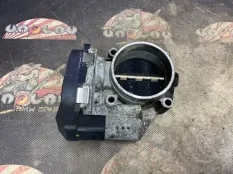 Дроссельная заслонка BMW E92 03.2007 13547561066 КУПЕ N46B20B