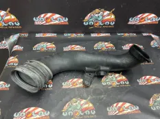 Патрубок воздушного фильтра BMW E92 05.2010 13717599286 КУПЕ N55