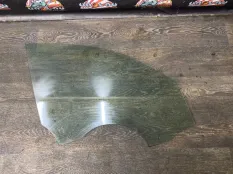 Стекло двери BMW F20 2013 51337242564 ХЭТЧБЕК N13B16A, переднее правое