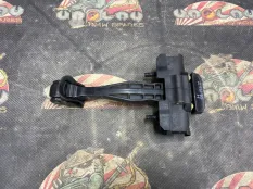 Ограничитель двери BMW F40 51227448039 B48A20E, задний